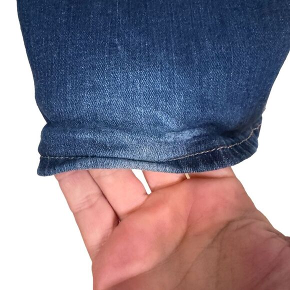 Signature by Levi Strauss & Co. Modern Bootcut Jeans Dark Wash Denim Women's - Picture 3 of 12